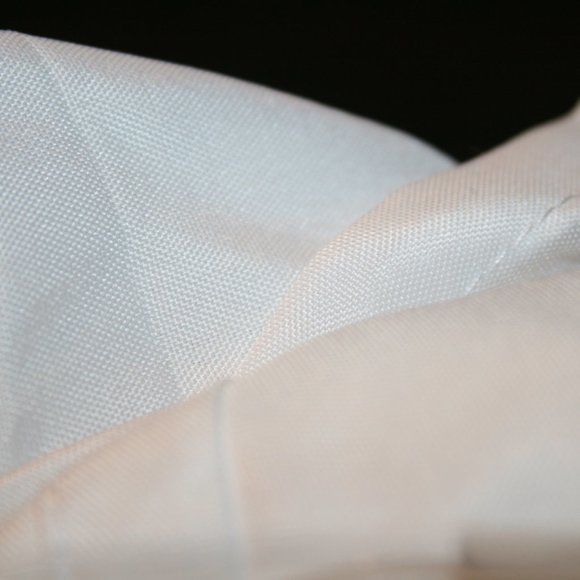 Wamsutta Bedding Wamsutta Baratta 5inch Drop King Bed Skirt Nice